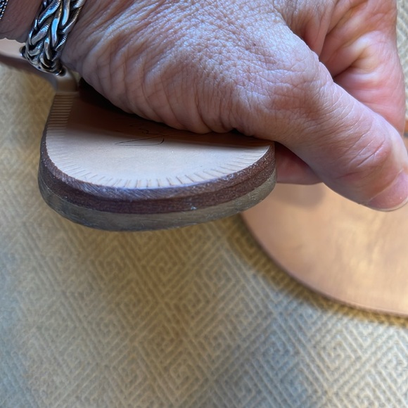Joie Thong Sandals, 38 - Picture 10 of 11